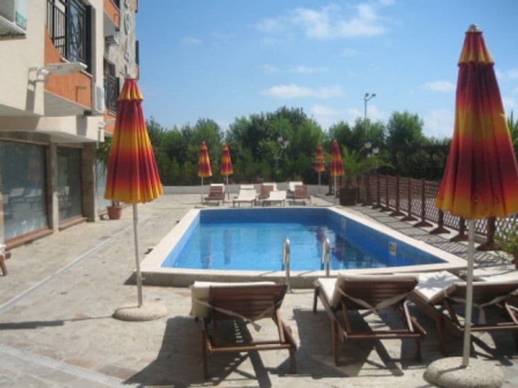 Sea Regal Aparthotel