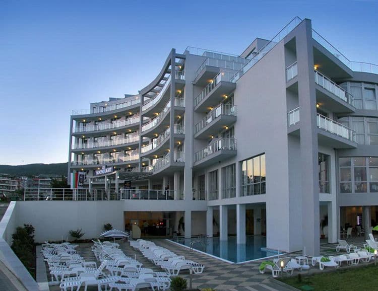 Moonlight Hotel