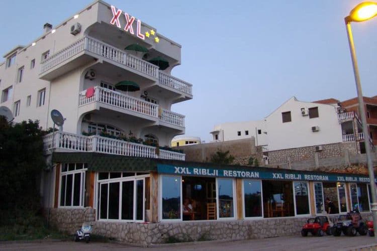 XXL Apartments