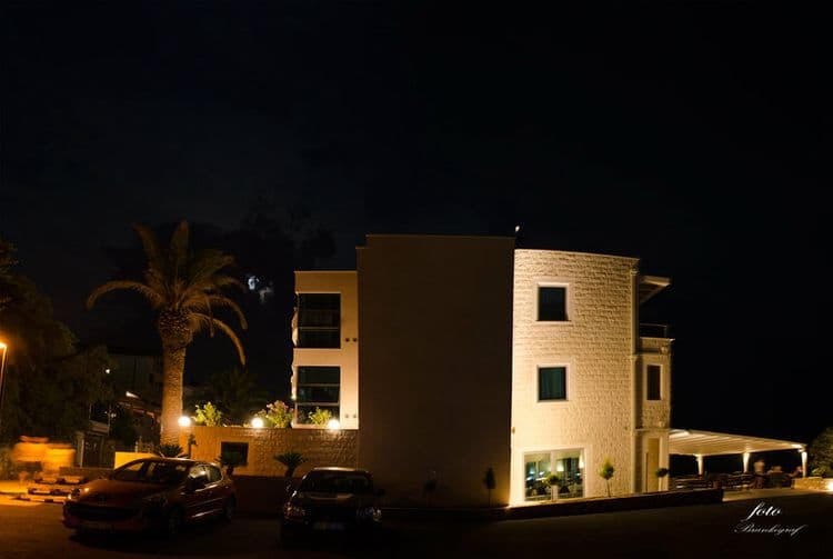 Love Live Hotel