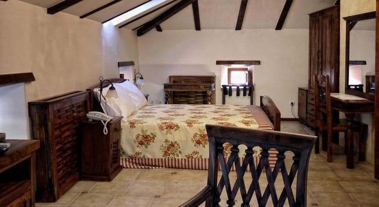 Monte Cristo Hotel