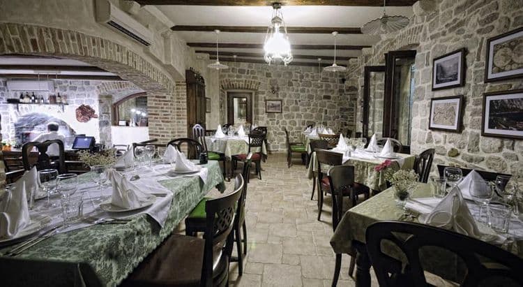 Monte Cristo Hotel