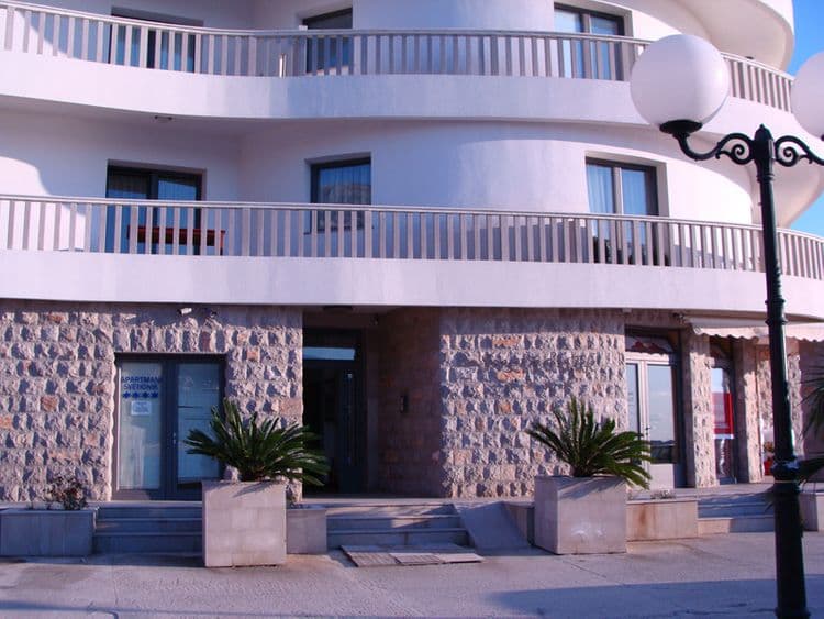Svetionik Apartments