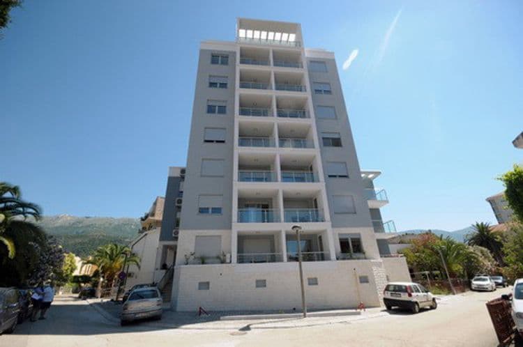 Kornic New Apartment