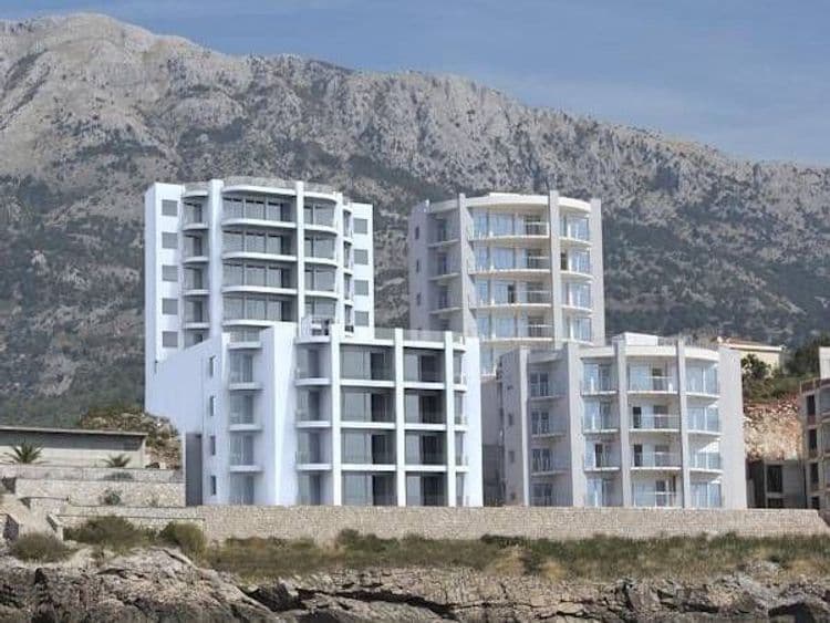 Sky Fort Apartment
