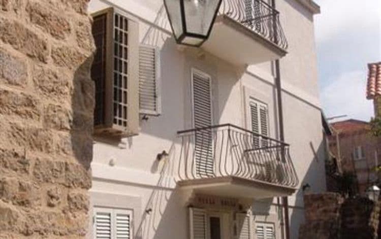 Bella Villa