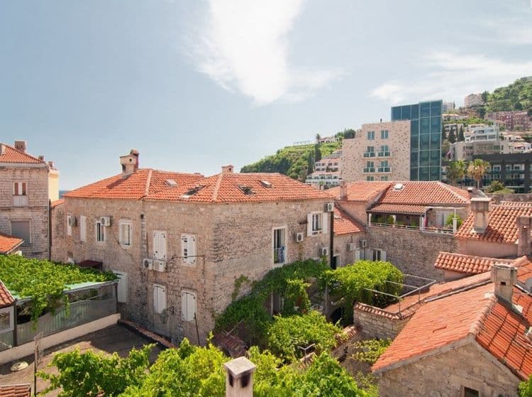 Bella Villa