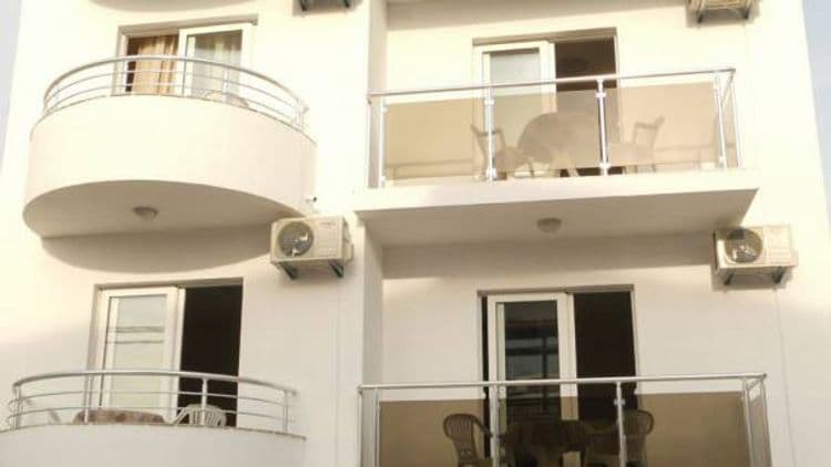 Lara-S Apartment