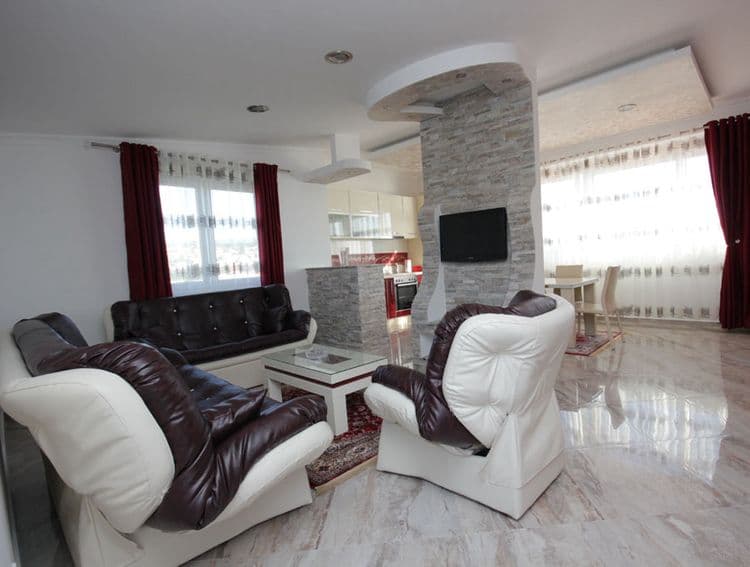 Ani Apartments
