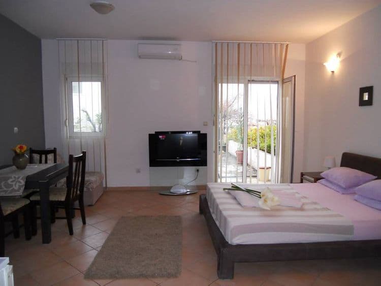 Poznanovic Apartments