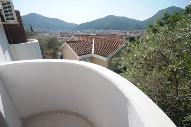 Vuyacic Villa