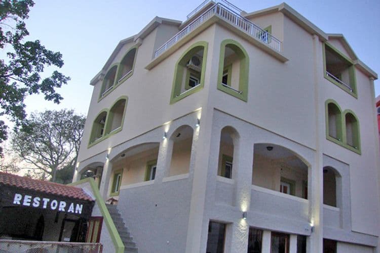 Nobel Apartments