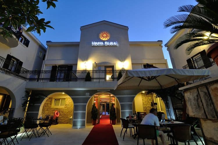 Djuric Hotel