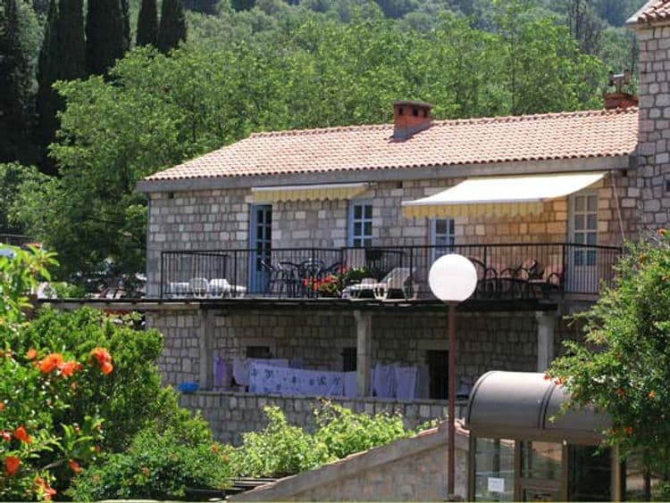 Kazanegra Apartmani