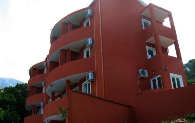 Danilo Kazanegra Apartments