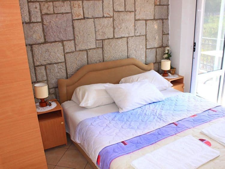 Roza Villa