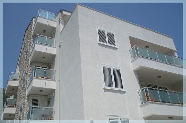 Lila Aurea Apartments