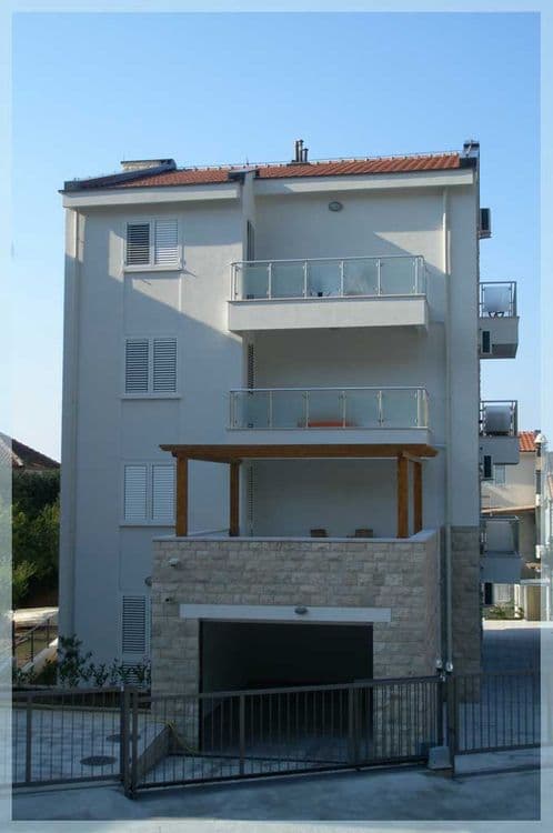 Lila Aurea Apartments