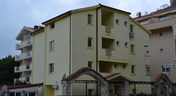 Evropa 1 Apartments