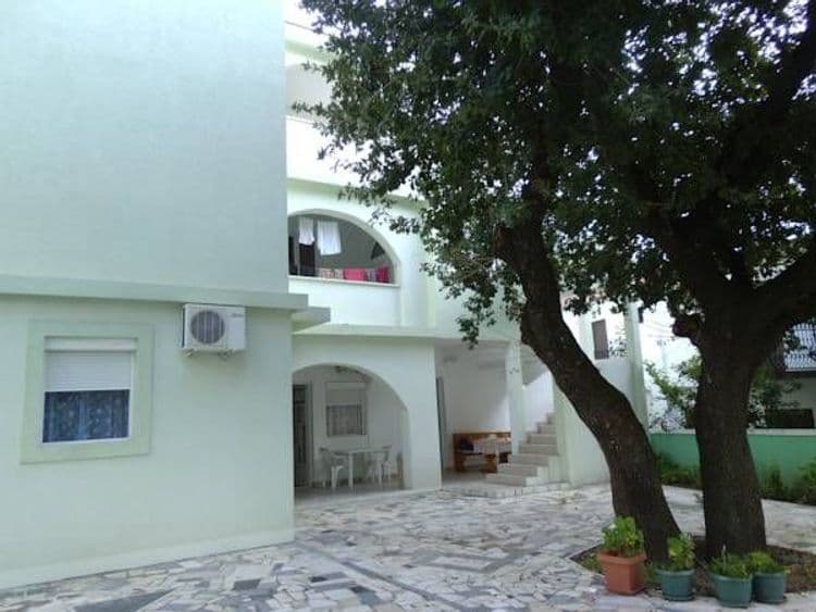 Ksenija Villa