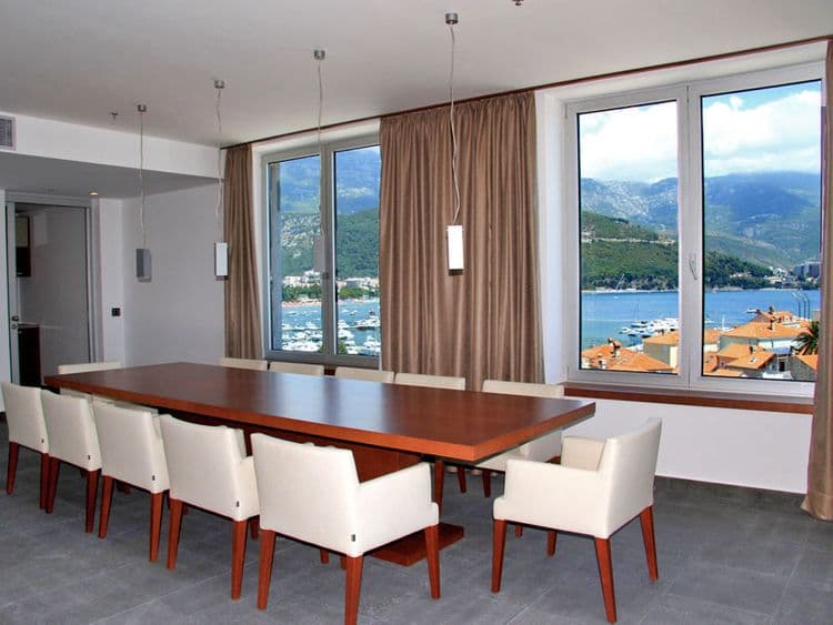 Avala Grand Luxury Suites