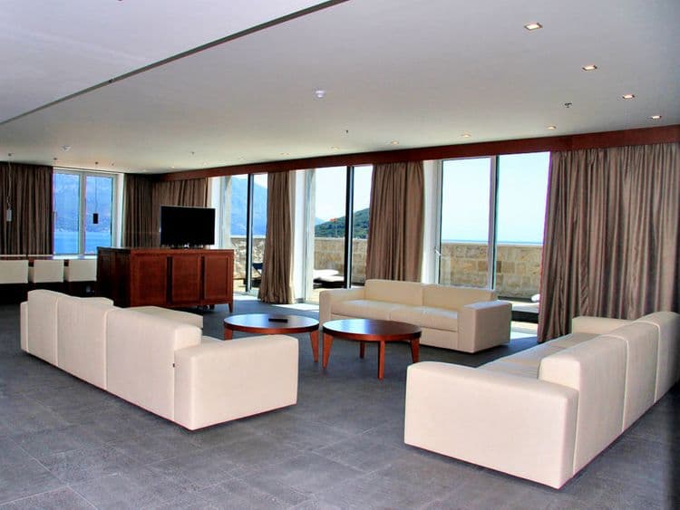 Avala Grand Luxury Suites