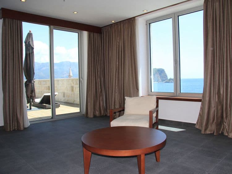 Avala Grand Luxury Suites