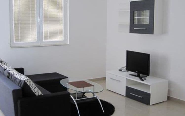 Baron Apartments