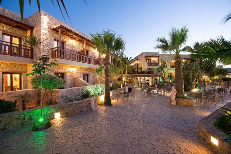 Cactus Village Hotel & Bungalows