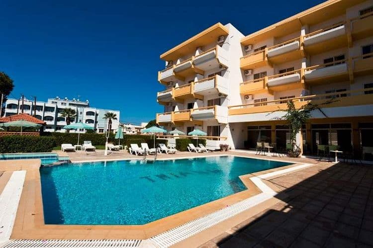 Trianta Hotel Apartments