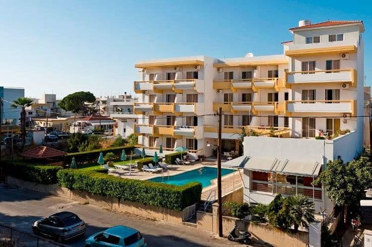 Trianta Hotel Apartments