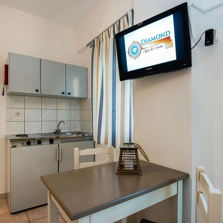 Diamond Apts & Suites