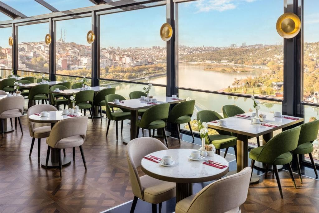 ARISE HOTEL GOLDEN HORN (ex.CLARION HOTEL GOLDEN HORN)