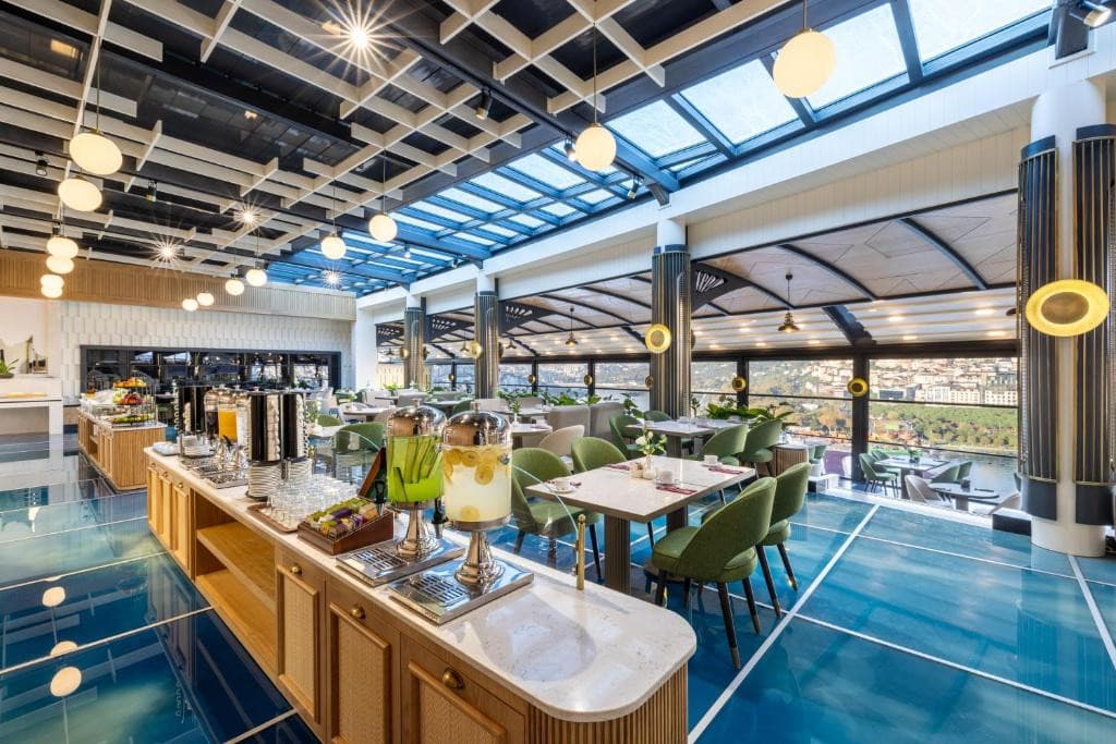 ARISE HOTEL GOLDEN HORN (ex.CLARION HOTEL GOLDEN HORN)