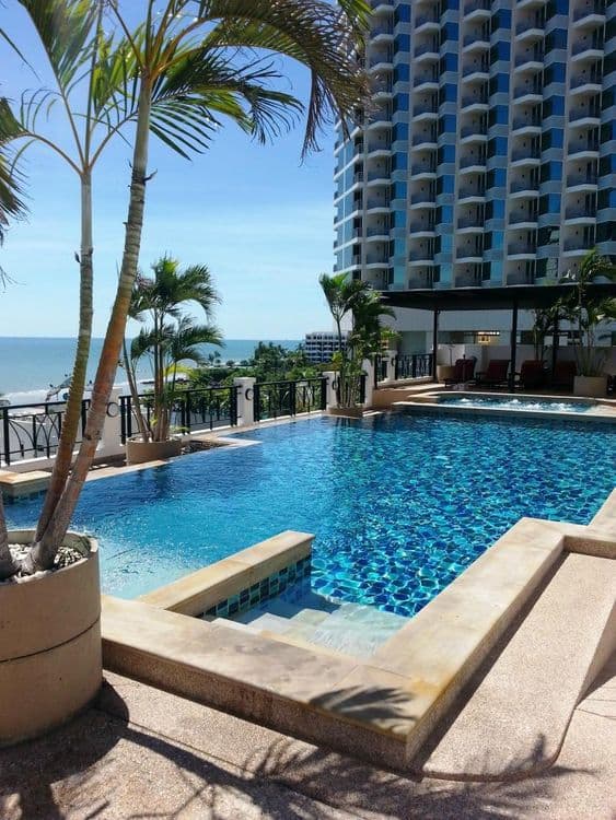 Summer Spring Hotel
