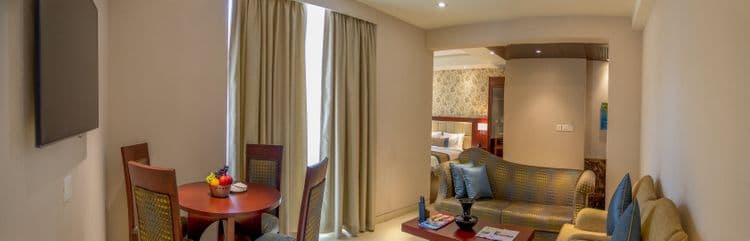 Acacia Hotel