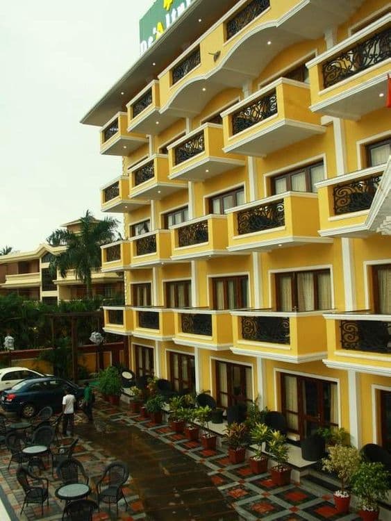 De Alturas Resorts