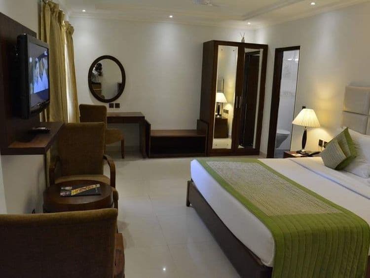 De Alturas Resorts