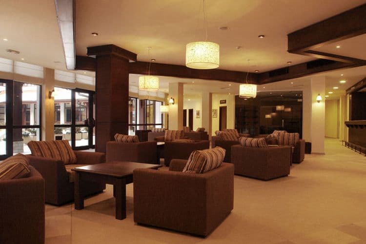 Winslow Infinity Aparthotel
