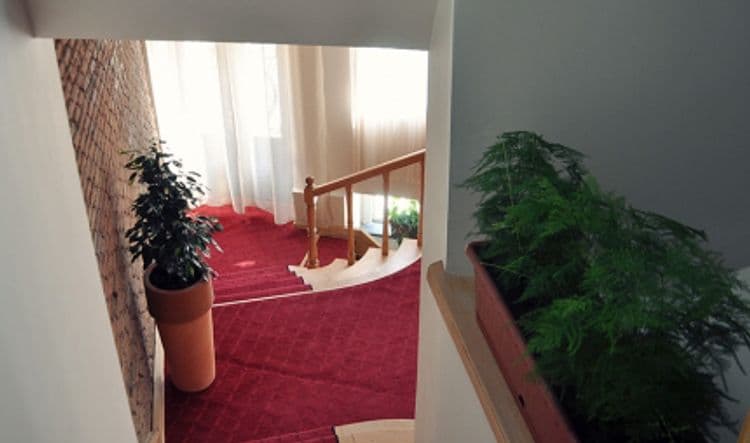 Shine on Rustaveli Hotel