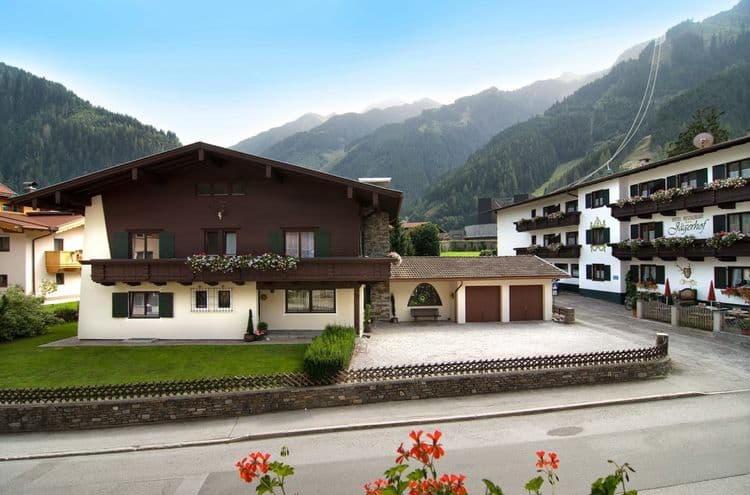 Jagerhof Hotel