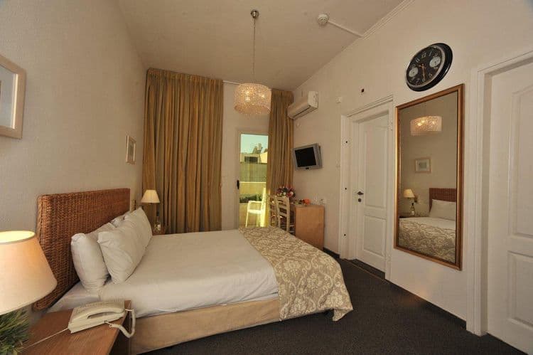 Dizengoff Suites Hotel