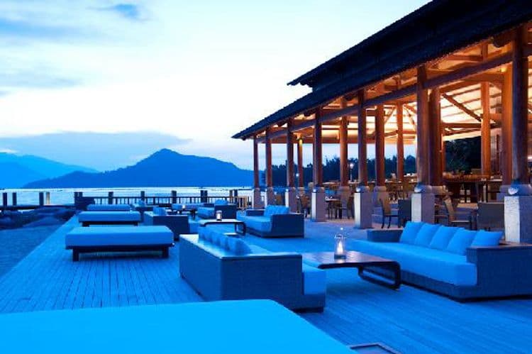 An Lam Ninh Vay Bay