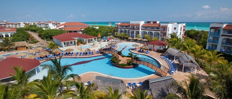 Memories Paraiso Azul Beach Resort