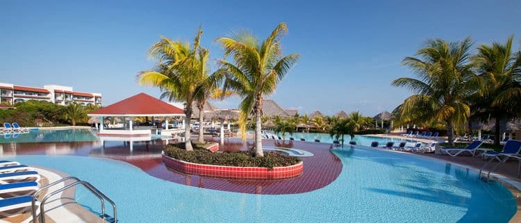 Memories Paraiso Azul Beach Resort