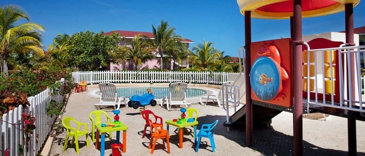 Memories Caribe Beach Resort