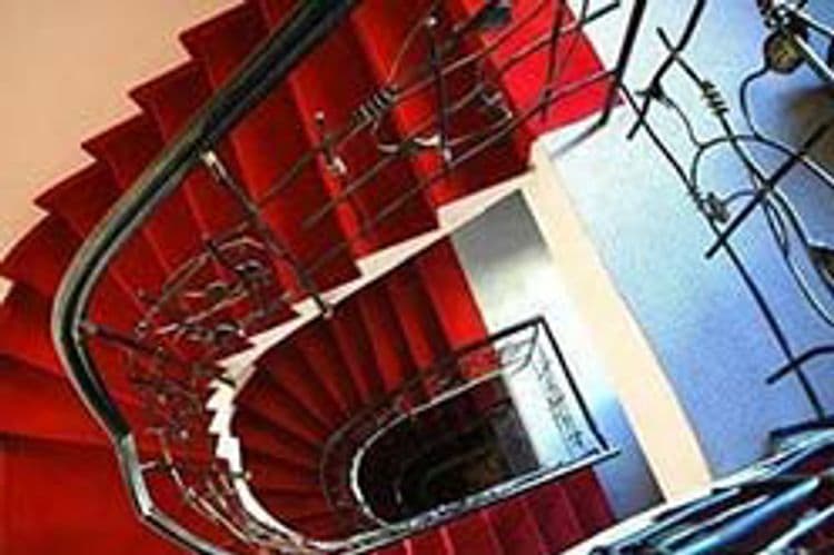 Gallery Hotel SIS