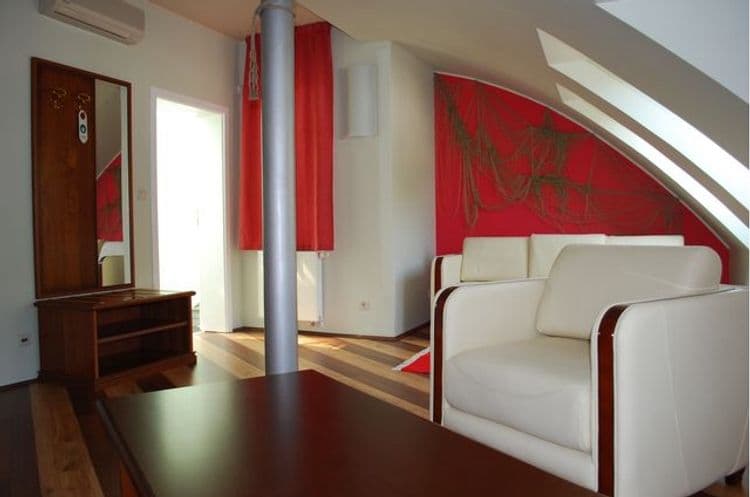 Thalia Apartments