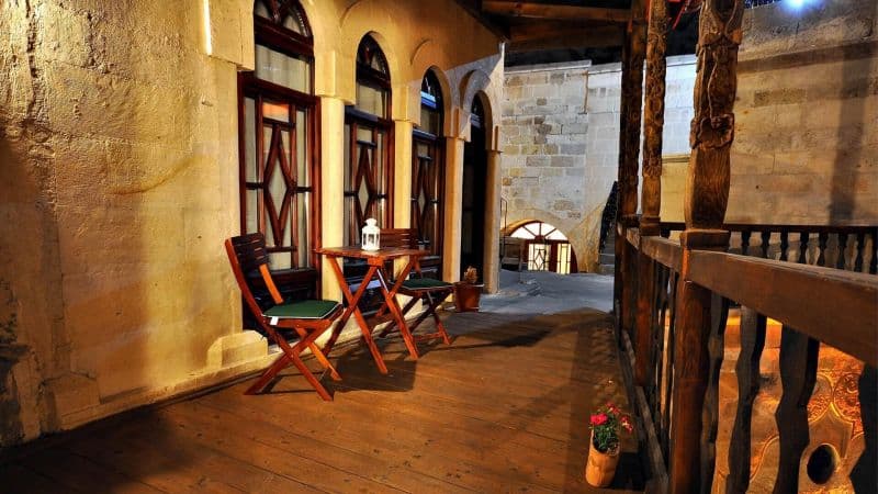 HAS CAVE KONAK