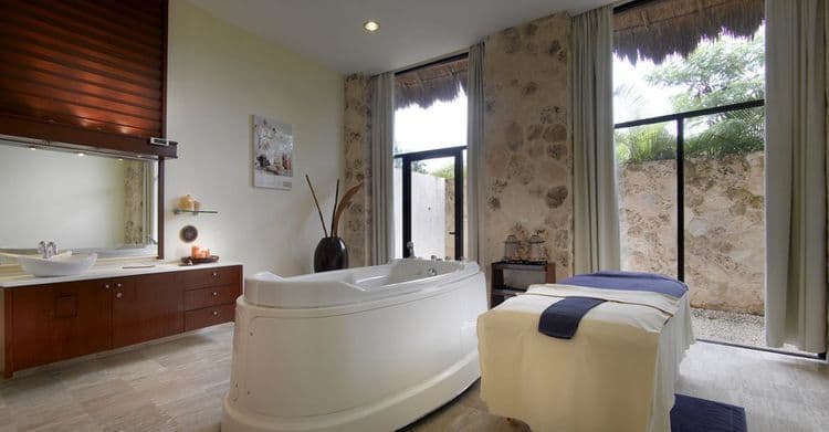 The Royal Suites Yucatan by Palladium